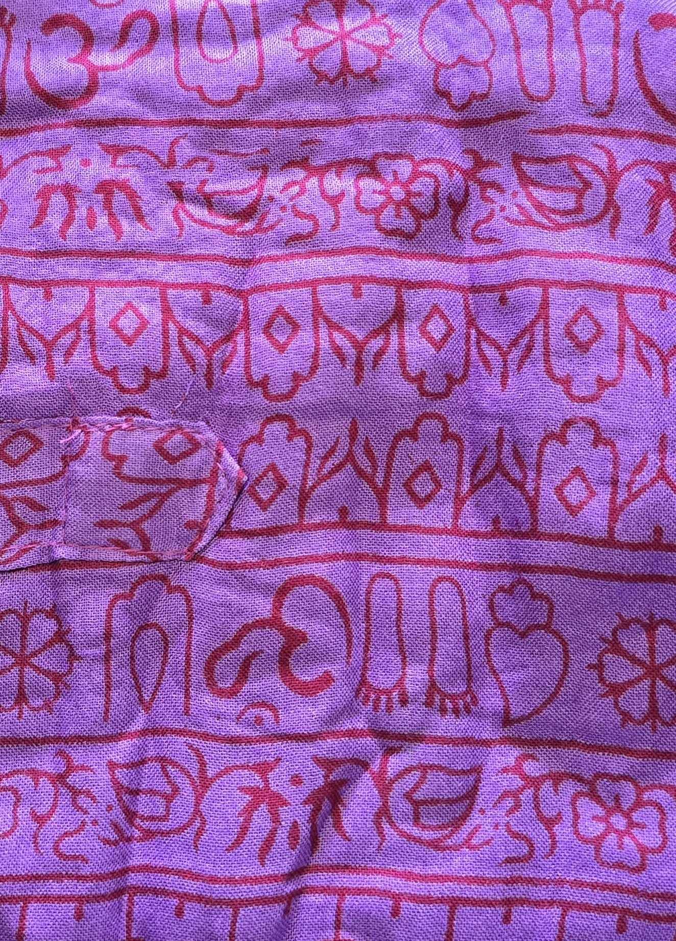 Om Print Top